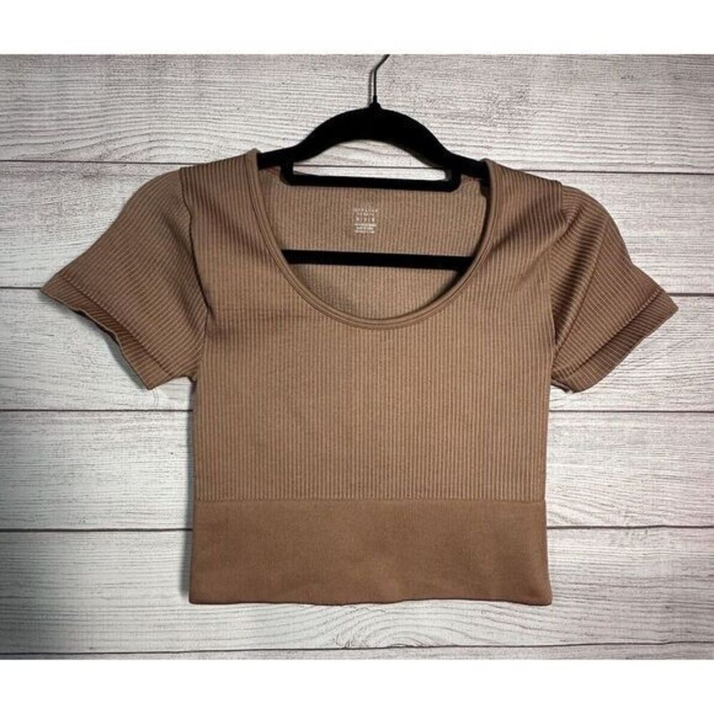 Offline by Aerie Size Medium Brown Ribbed Seamless Crop Top Short‎ Sleeve - Picture 5 of 6